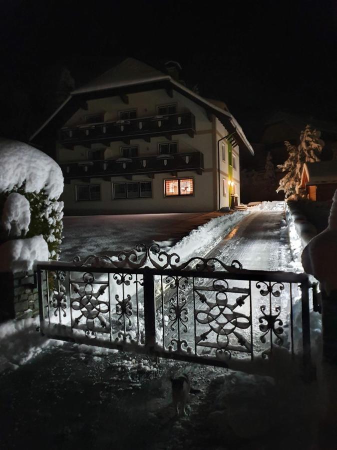 4 Jahreszeiten Tamsweg Exterior foto
